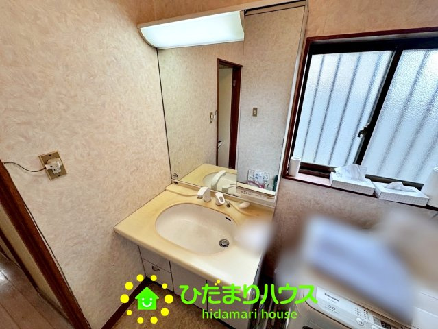 久喜市菖蒲町上栢間の独立洗面台