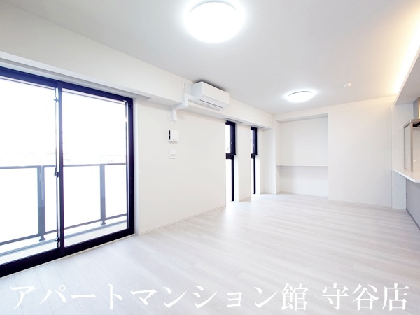 プライム フォレスト 百合ヶ丘の居間・リビング