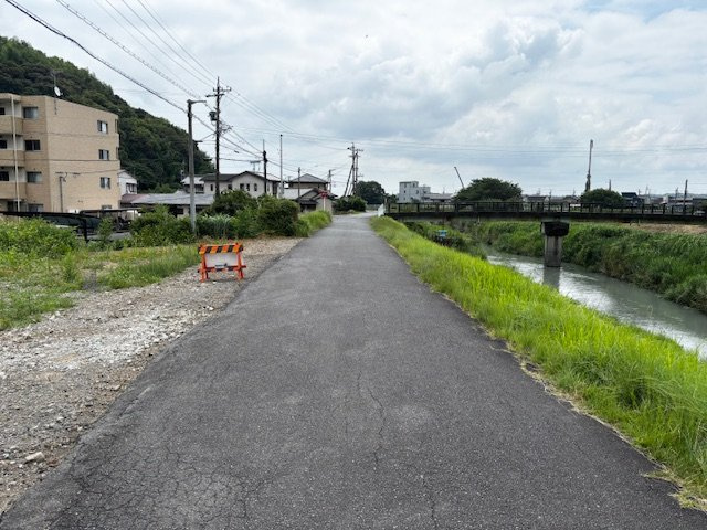 島田市元島田　売土地の前面道路含む現地写真
