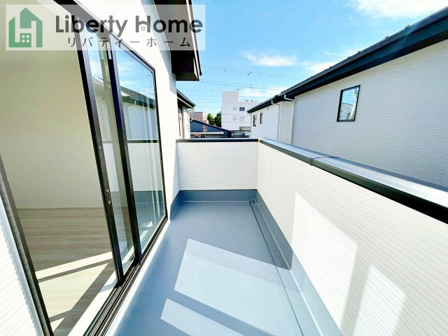 牛久市栄町６期　新築戸建　１号棟のバルコニー