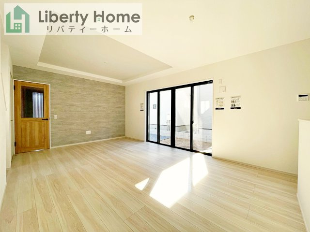 牛久市栄町６期　新築戸建　１号棟の居間・リビング