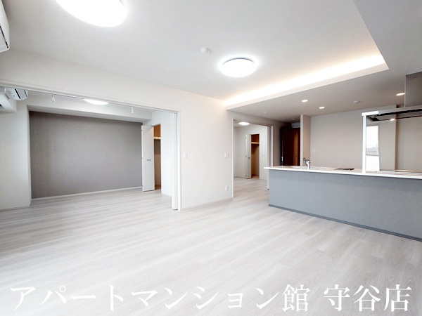 プライム フォレスト 百合ヶ丘の居間・リビング