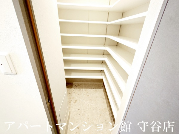 プライム フォレスト 百合ヶ丘の収納