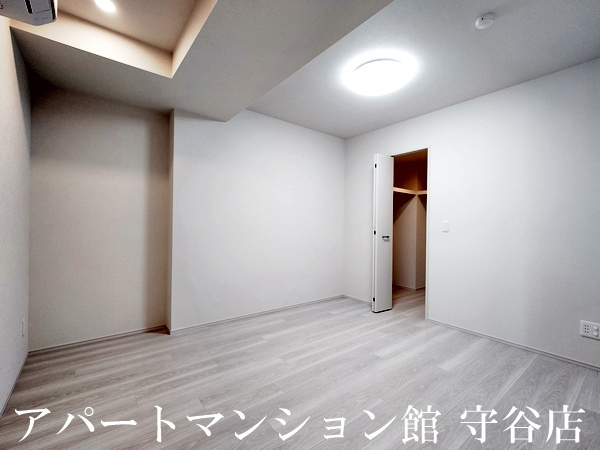 プライム フォレスト 百合ヶ丘の寝室