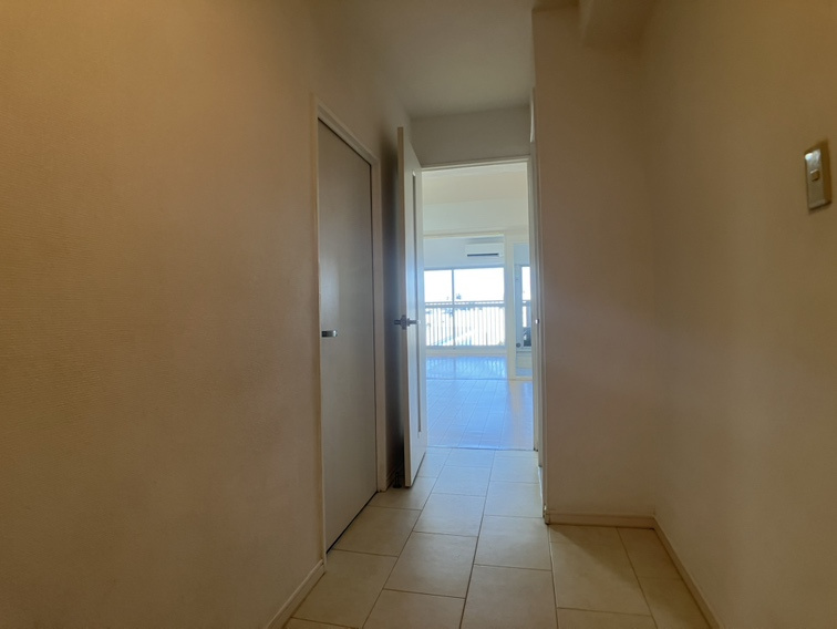 メゾンエクレーレニュー昭島の内装|廊下