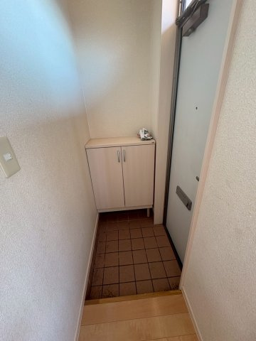 ヒルズラフォーレの玄関