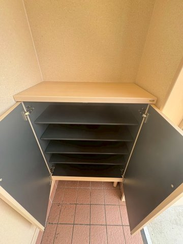 ヒルズラフォーレの収納