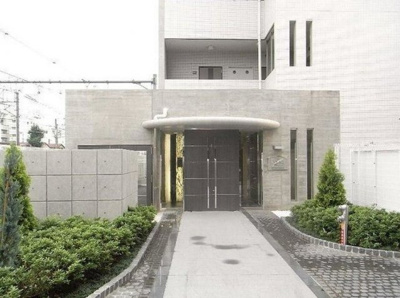 【エントランス】 | プレール・ドゥーク新大久保