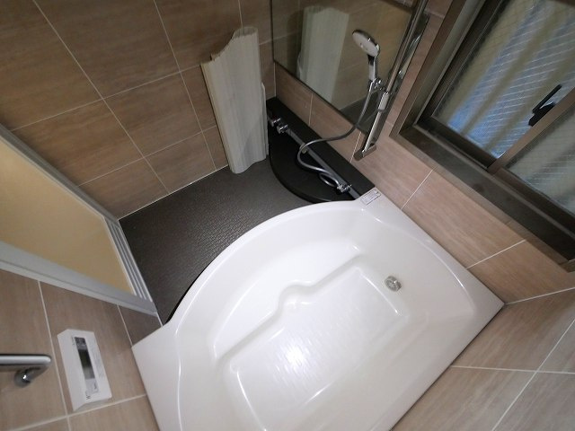 ローレルスクエア学研奈良登美ヶ丘Ⅰの浴室