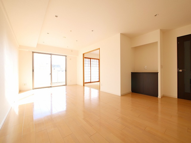 ローレルスクエア学研奈良登美ヶ丘Ⅰの居間・リビング