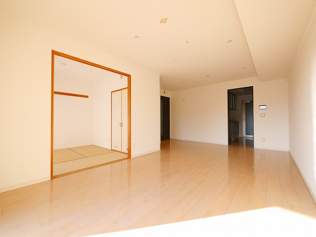 ローレルスクエア学研奈良登美ヶ丘Ⅰの居間・リビング