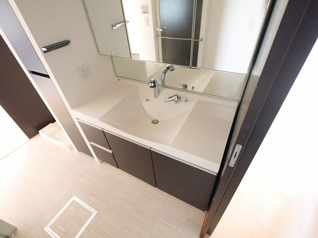 ローレルスクエア学研奈良登美ヶ丘Ⅰの独立洗面台