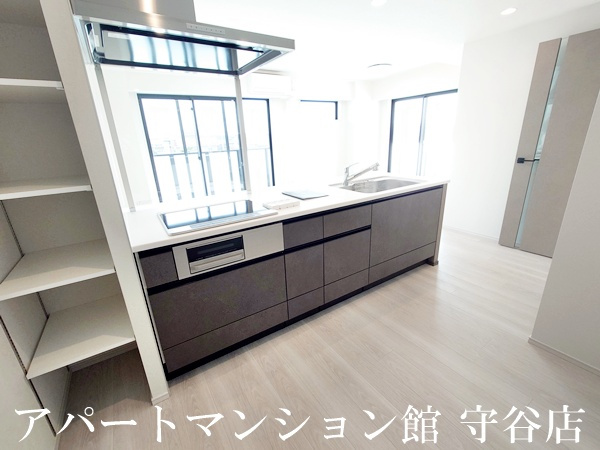 プライム フォレスト 百合ヶ丘のキッチン