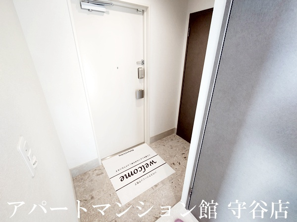 プライム フォレスト 百合ヶ丘の玄関