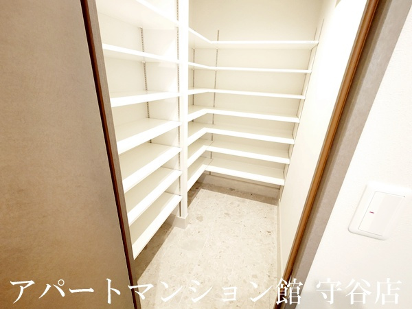 プライム フォレスト 百合ヶ丘の収納