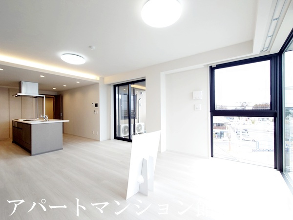 プライム フォレスト 百合ヶ丘の居間・リビング