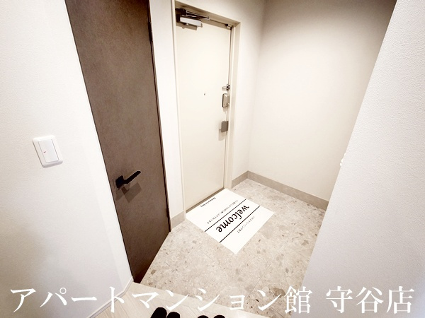プライム フォレスト 百合ヶ丘の玄関