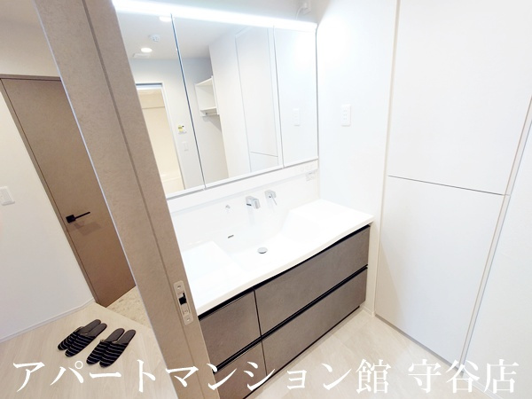 プライム フォレスト 百合ヶ丘の独立洗面台