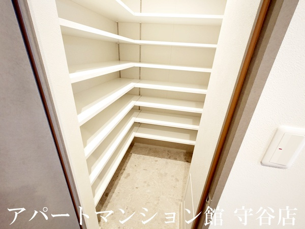 プライム フォレスト 百合ヶ丘の収納