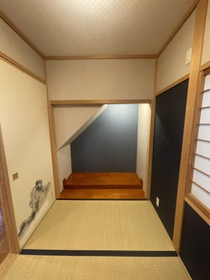 【内装】 | 今池3丁目貸家 | タタミコーナー
