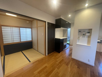 【居間・リビング】 | 今池3丁目貸家