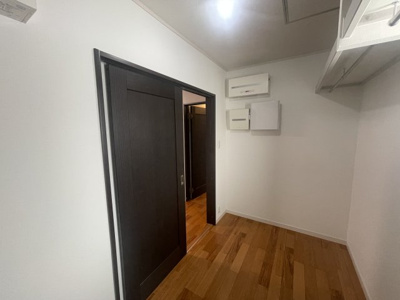 【収納】 | 今池3丁目貸家 | ウォークインクローゼット