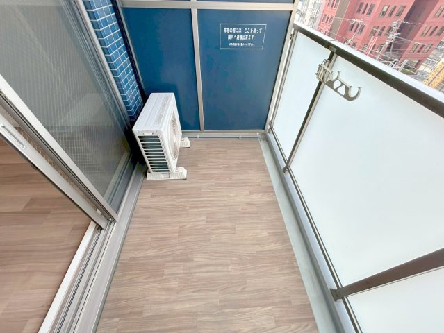 プレサンス新大阪ストリームのバルコニー