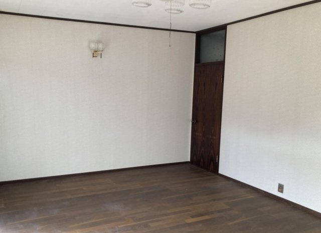 神戸市北区山田町下谷上字猪ころびの一戸建ての居間・リビング|使いやすいリビングです