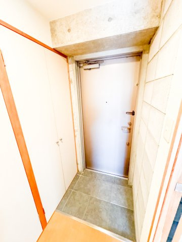 カシェット住吉の玄関