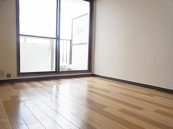 ペイサージュサンコーの洋室