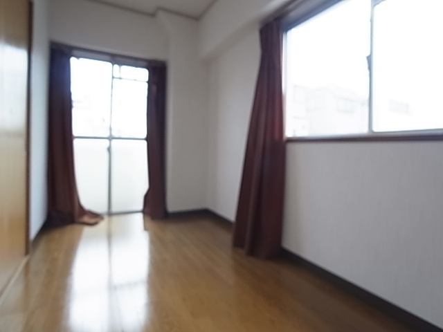 サンハイツ楠の居間・リビング