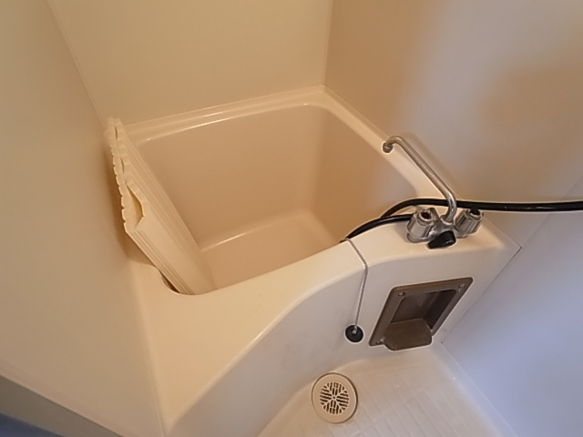 サンハイツ楠の浴室