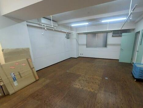 ＮＳビルの内装