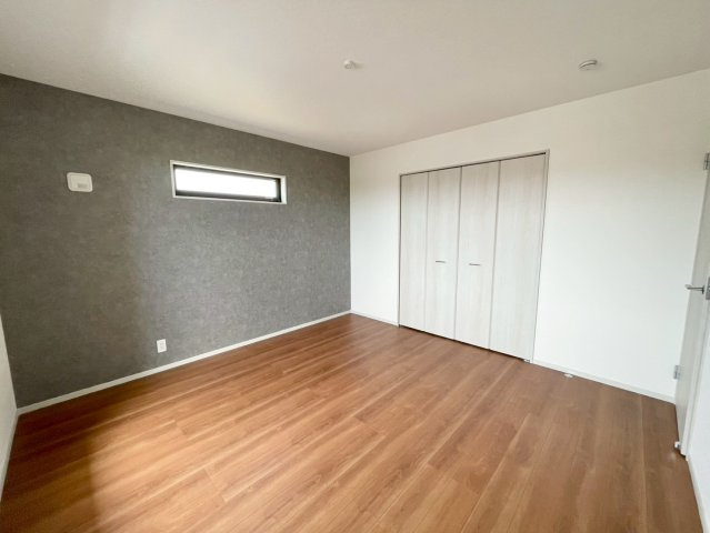 【洋室】 | 館林市高根町