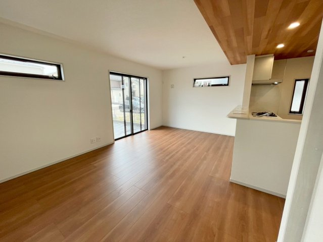 【居間・リビング】 | 館林市高根町