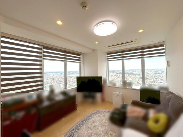 グランドターミナルタワー本八幡の居間・リビング|リビング