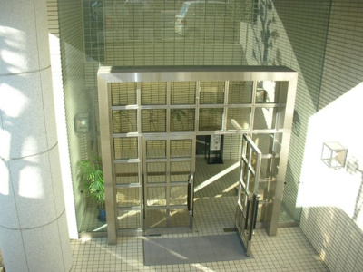 【エントランス】 | インペリアル池田城山町