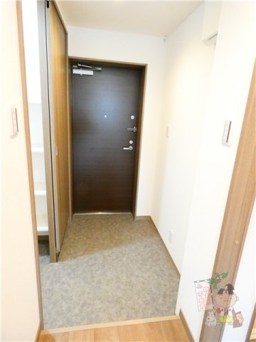 Ｎ・Ｏ桜と道の玄関