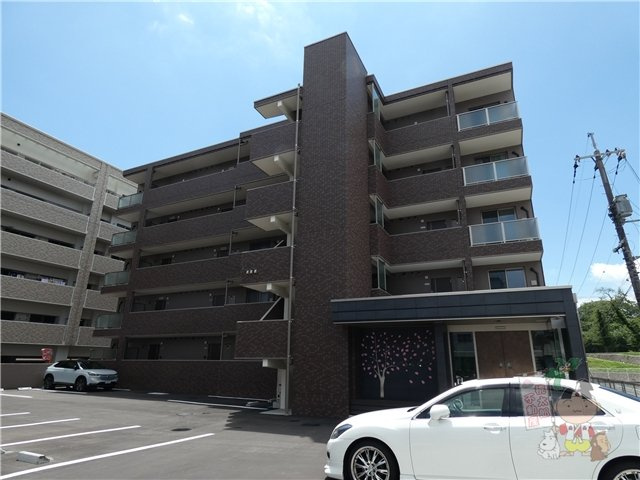 Ｎ・Ｏ桜と道の外観|外観写真（昼）