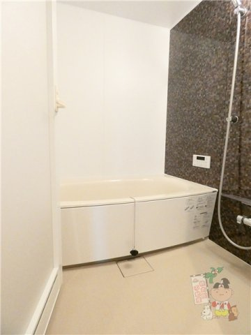 Ｎ・Ｏ桜と道の浴室