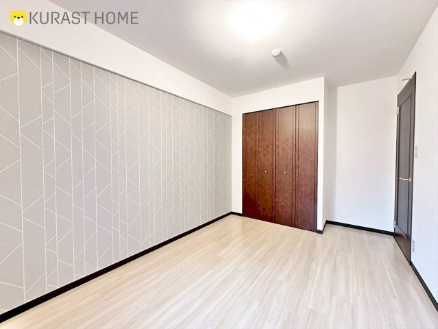 ライオンズマンション伏見　4階の洋室