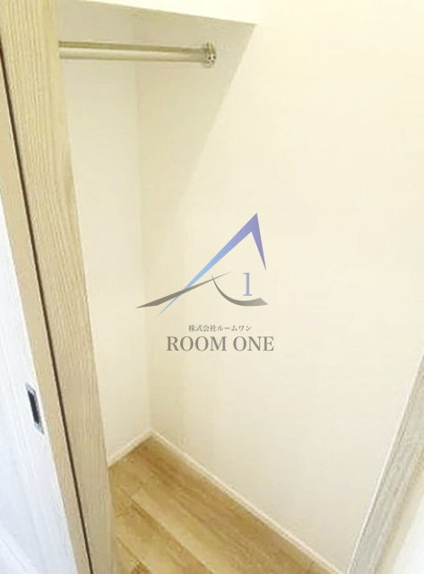 ザ・パークハビオ神楽坂の収納|ウォークインクローゼットです。