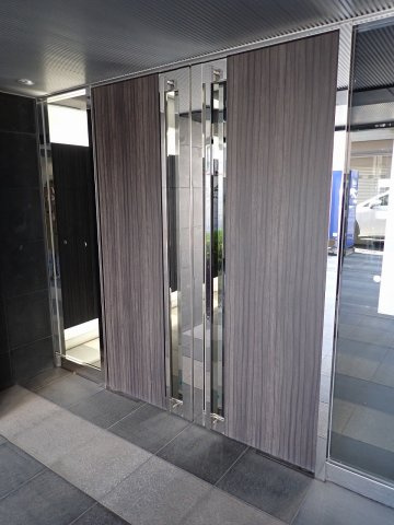 ステージグランデ神楽坂のエントランス