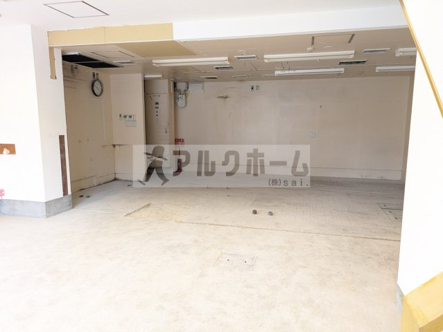 国分ドリームビルの内装