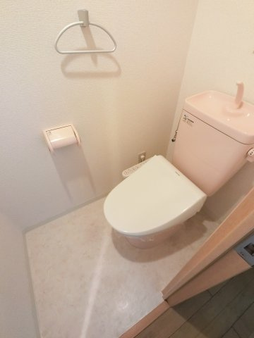 レ・ソール本八幡のトイレ