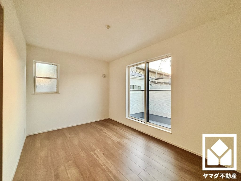 八幡市橋本平野山　2号棟の寝室