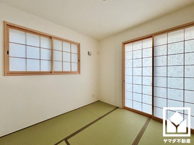 八幡市橋本平野山　2号棟の和室