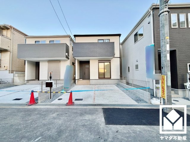 八幡市橋本平野山　2号棟の外観