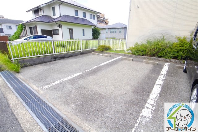 パセオ住吉の駐車場