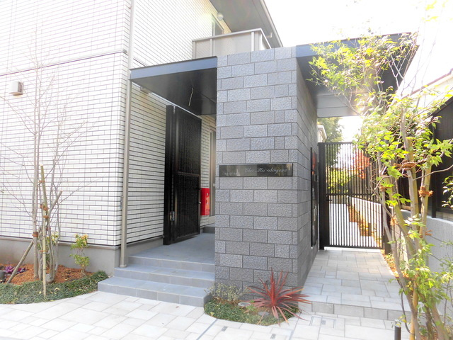 シェモア仙川弐番館のエントランス|★キレイなエントランス★